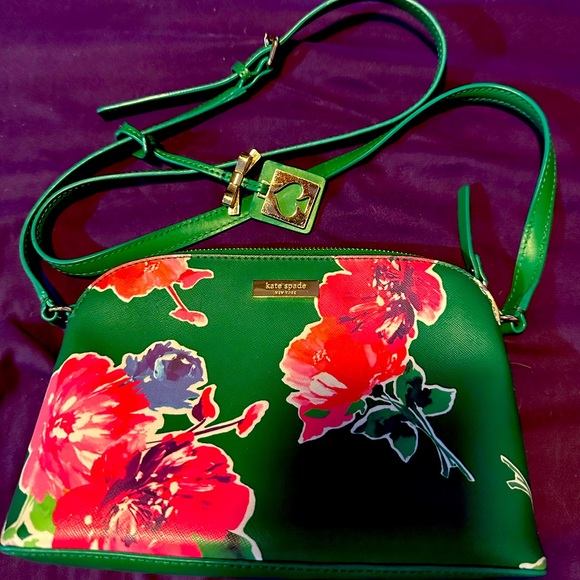 kate spade Handbags - Floral Kate spade crossbody bag